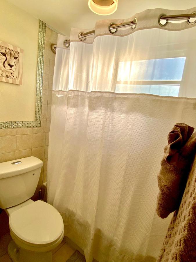 Deluxe Waterfront One Bedroom Apartment With Miami Skyline View, Free Parking 5 Mins Drive To Miami Beach Exterior foto